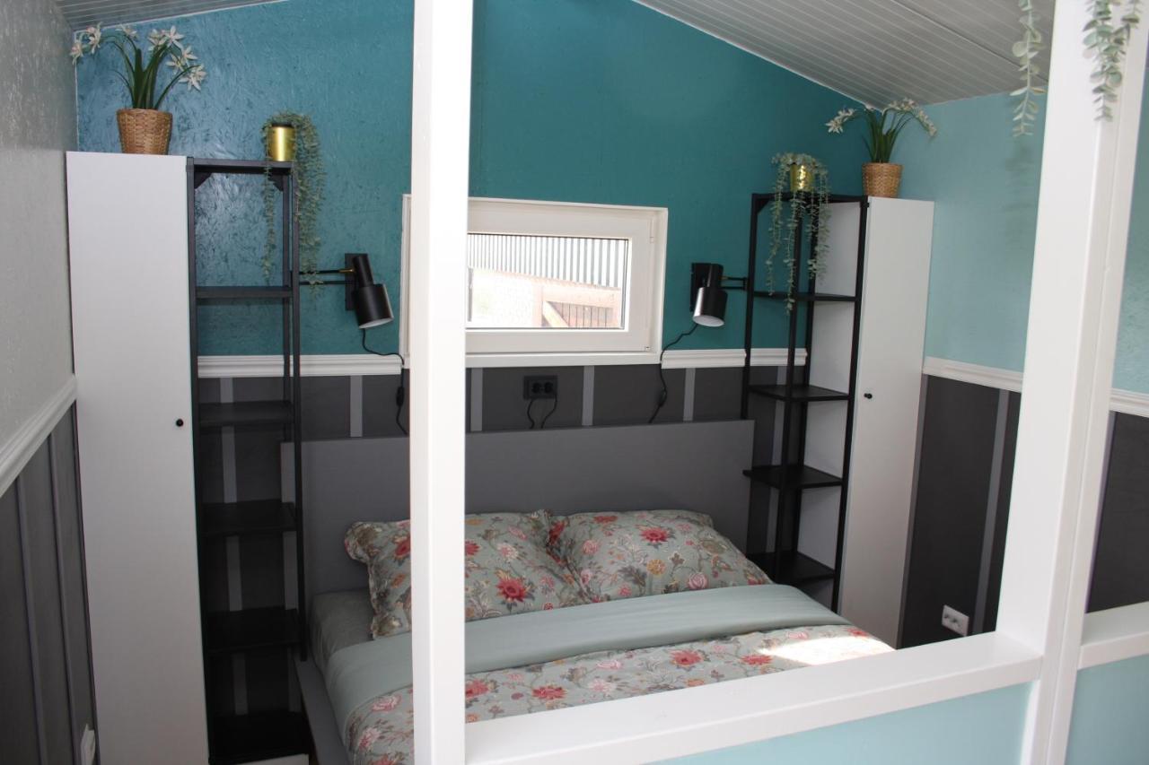 Boerenchalet Dirk, Minicamping De Grutte Earen Burum Luaran gambar